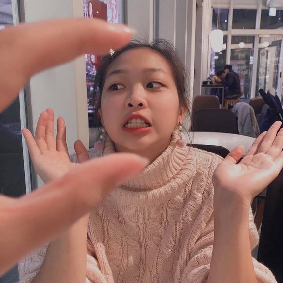 Meet your Posher, Mimi - Picture 1 of 1